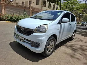 Daihatsu Mira 2016 White