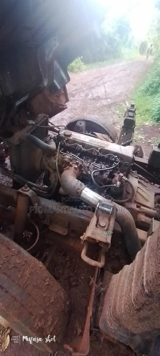 Isuzu NPR KCB Open Body - thumbnail 2
