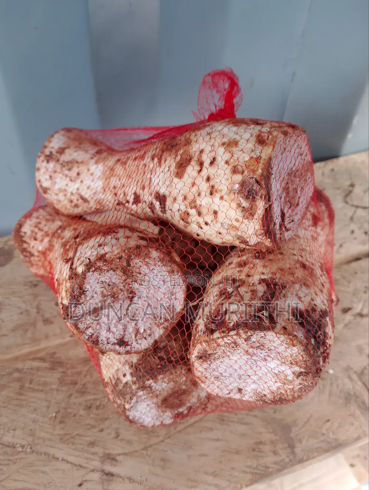 Fresh Arrowroots (Nduma)