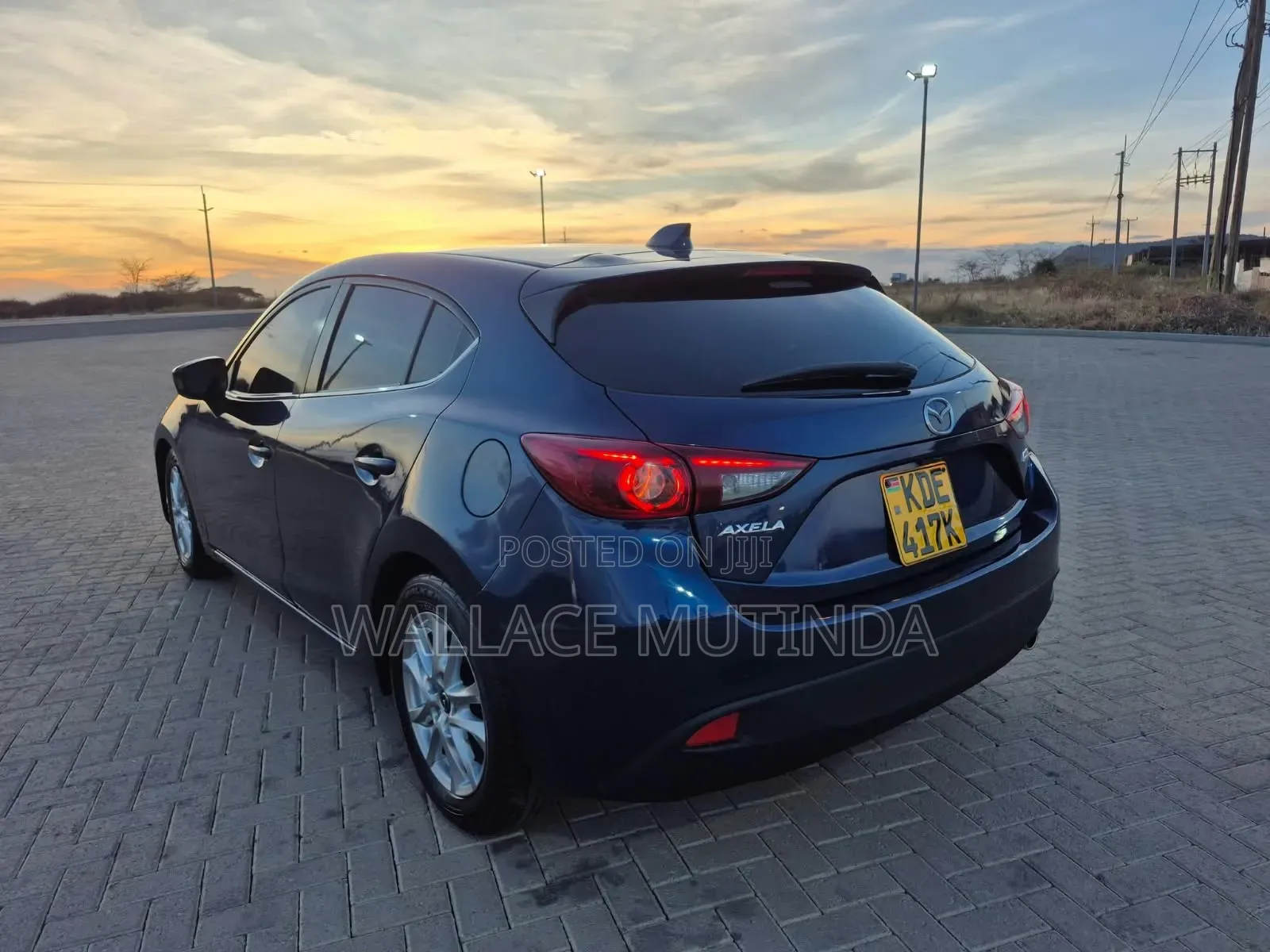 Mazda Axela SV Premium 2014 Blue