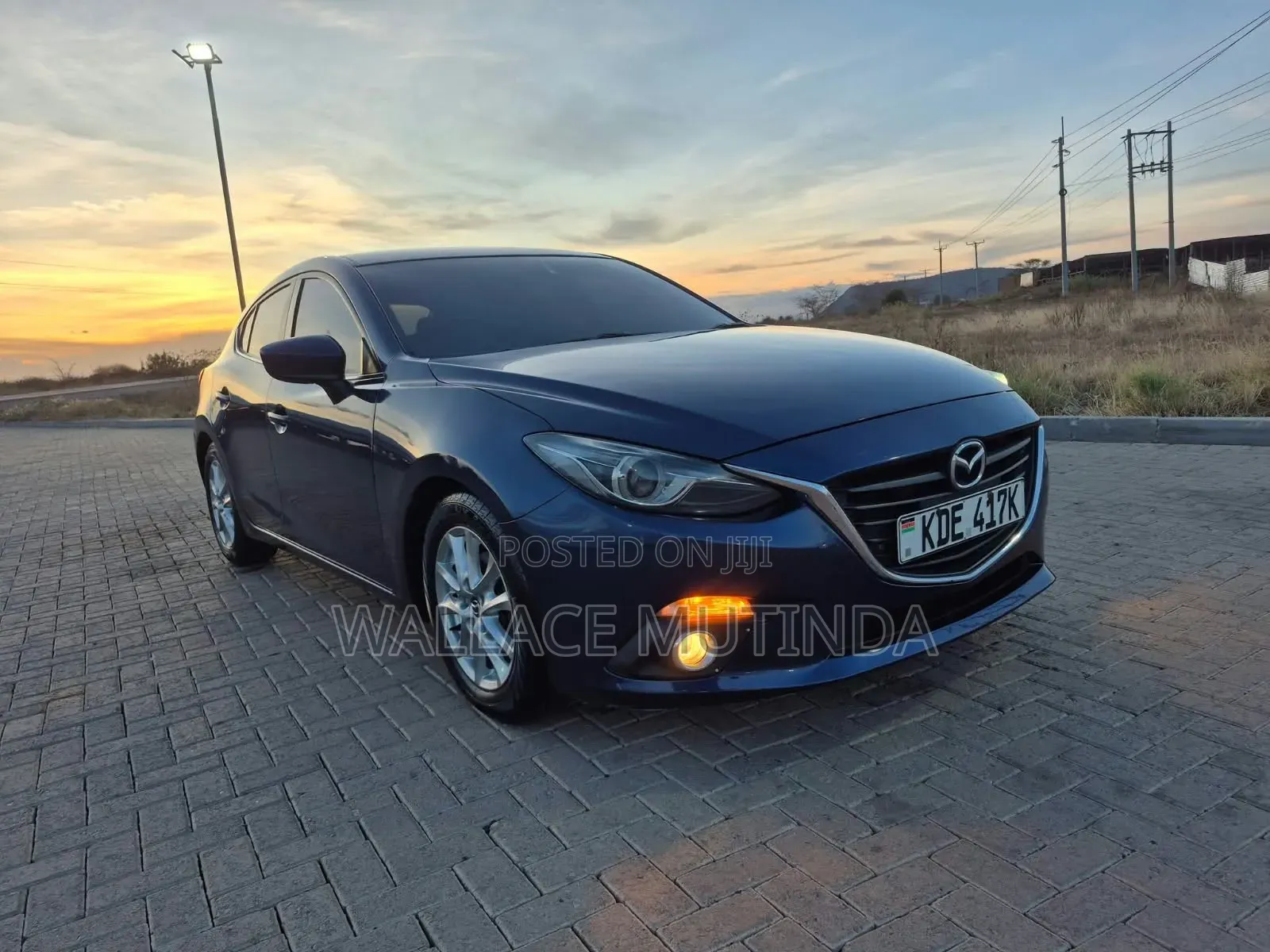 Mazda Axela SV Premium 2014 Blue