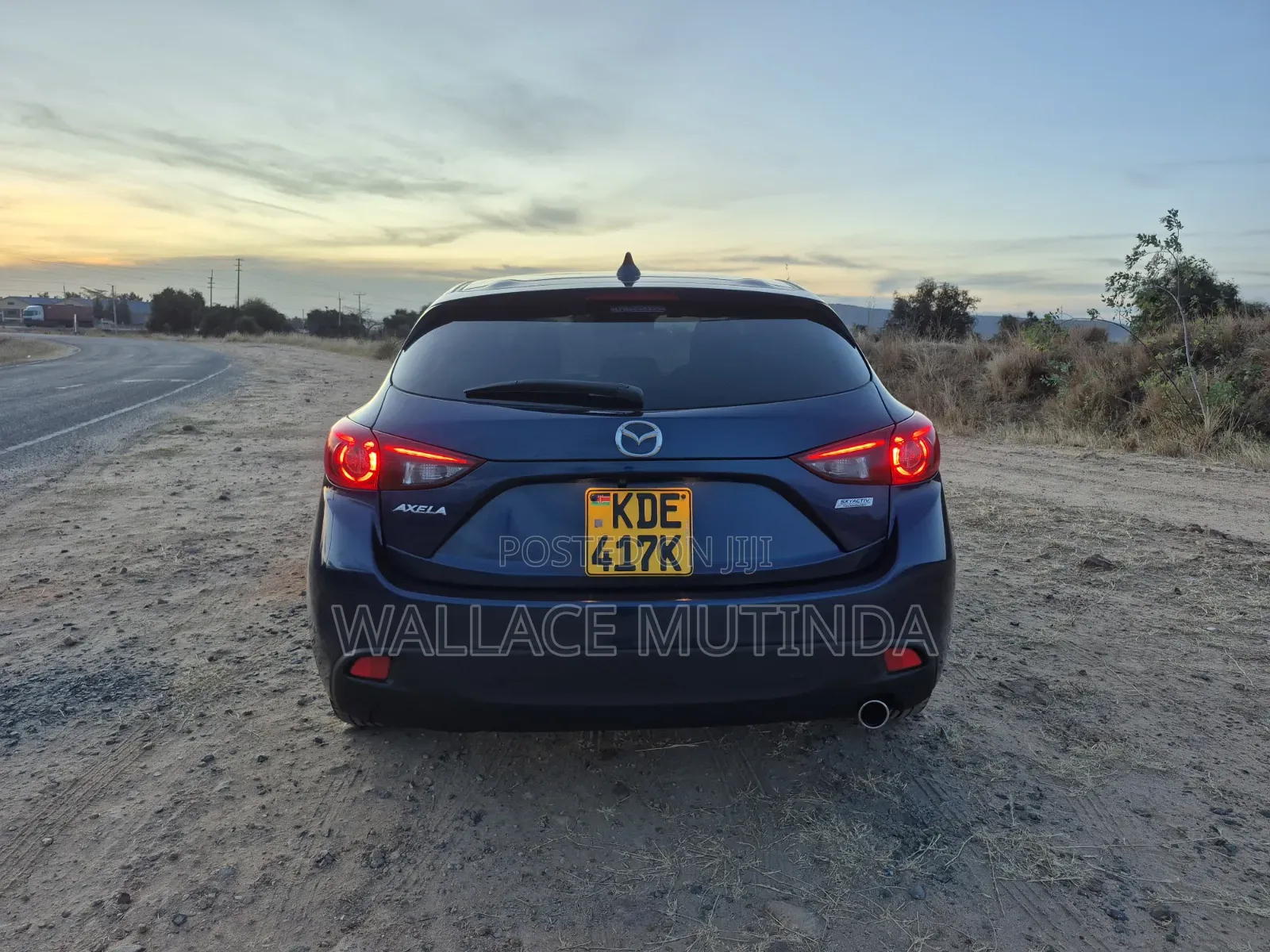 Mazda Axela SV Premium 2014 Blue
