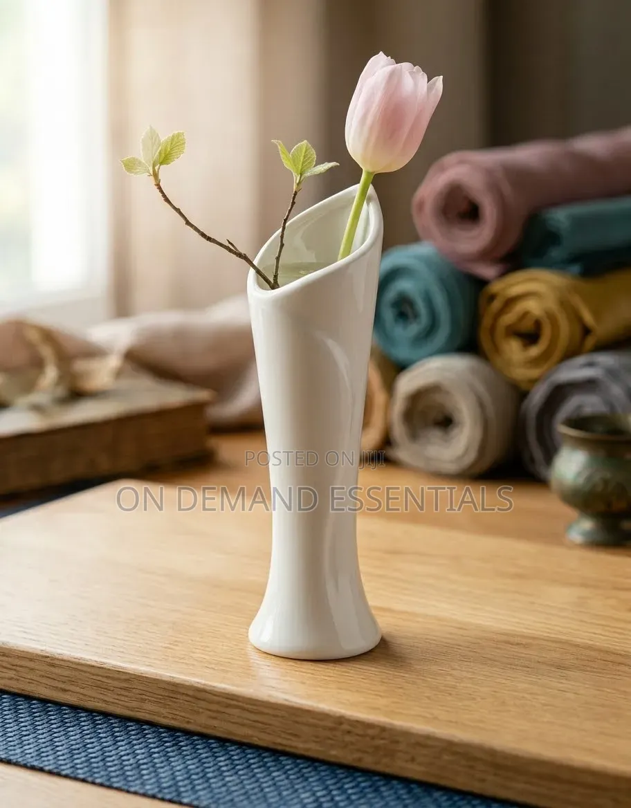 Ceramic Leaf Vase
