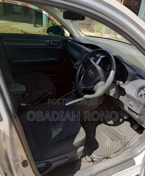 Toyota Corolla Fielder 2016 Silver