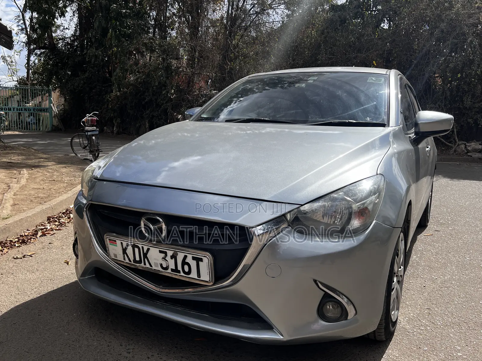 Mazda Demio 2015 Silver