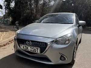 Mazda Demio 2015 Silver