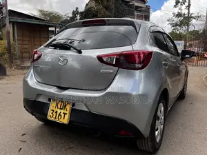 Mazda Demio 2015 Silver
