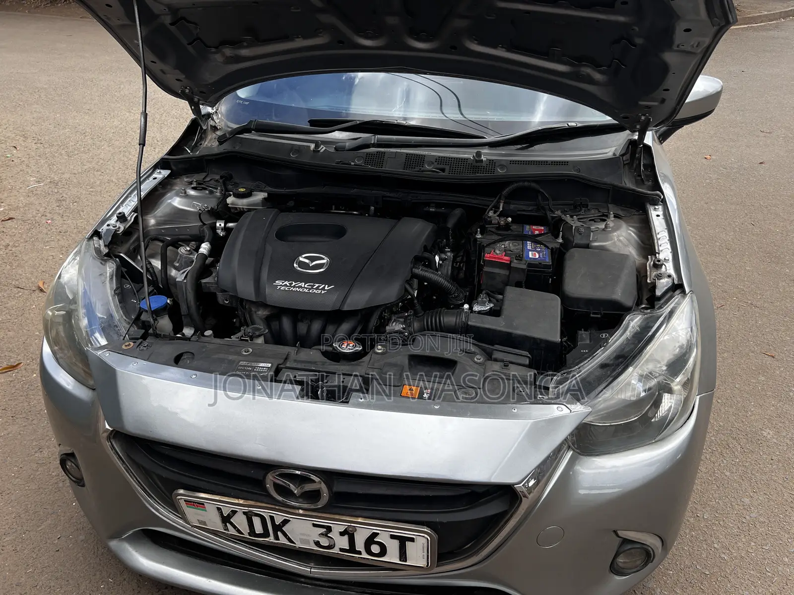Mazda Demio 2015 Silver