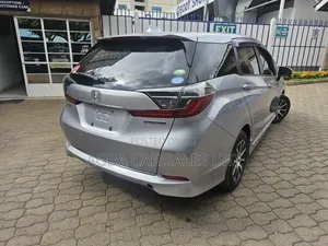 Honda Fit Shuttle 2019