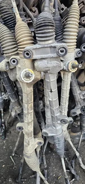 Toyota NZE /Allex 17bolt Steering Rack