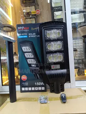 *New 2026 150W Solar Street Light + Pole*