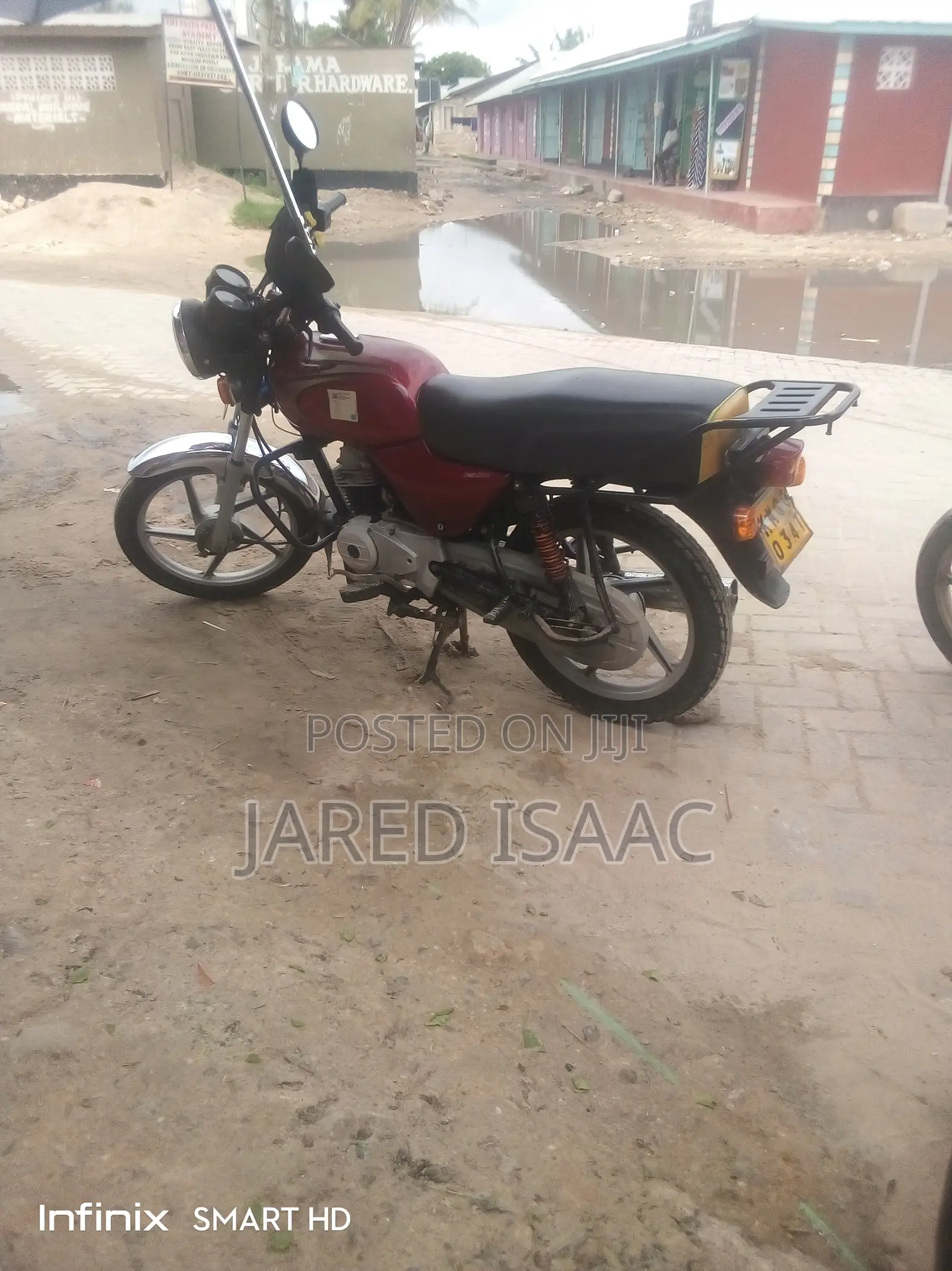 Bajaj Boxer 100 2022 Red