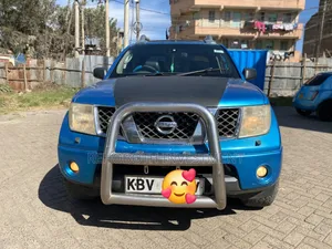 Nissan Navara 2006 Blue