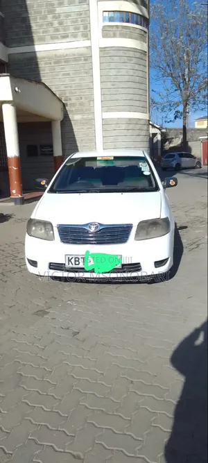 Toyota Corolla 2005 White