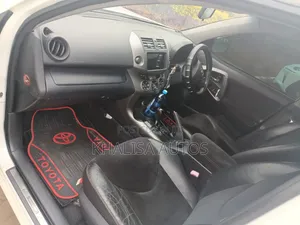 Toyota Vanguard 2014 White
