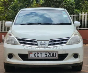 Nissan Tiida 2011 White