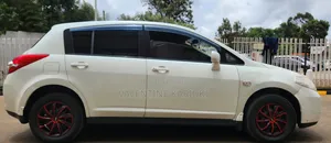 Nissan Tiida 2011 White
