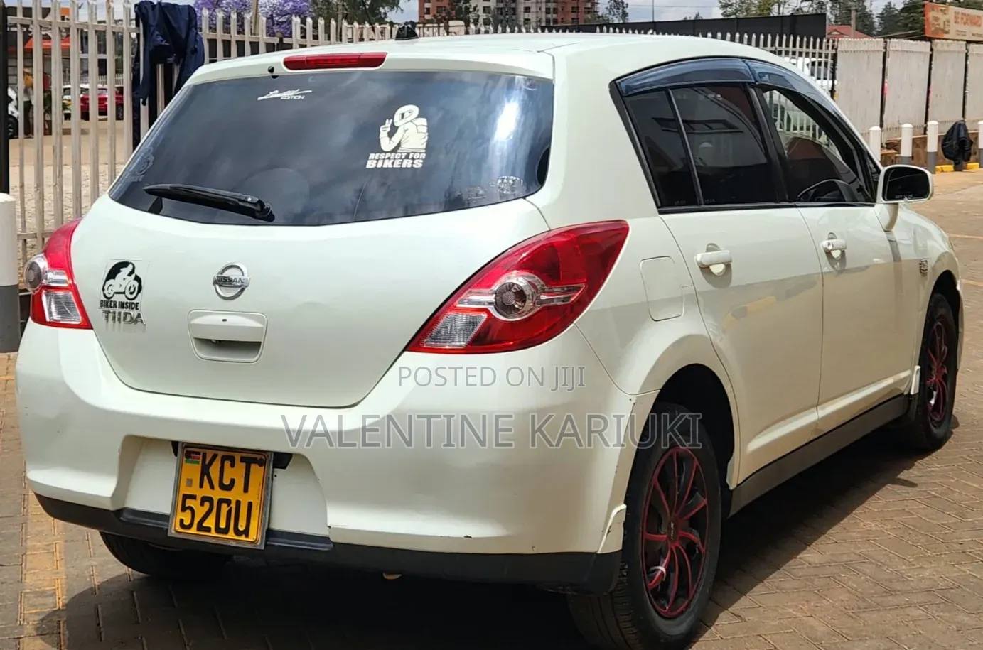 Nissan Tiida 2011 White