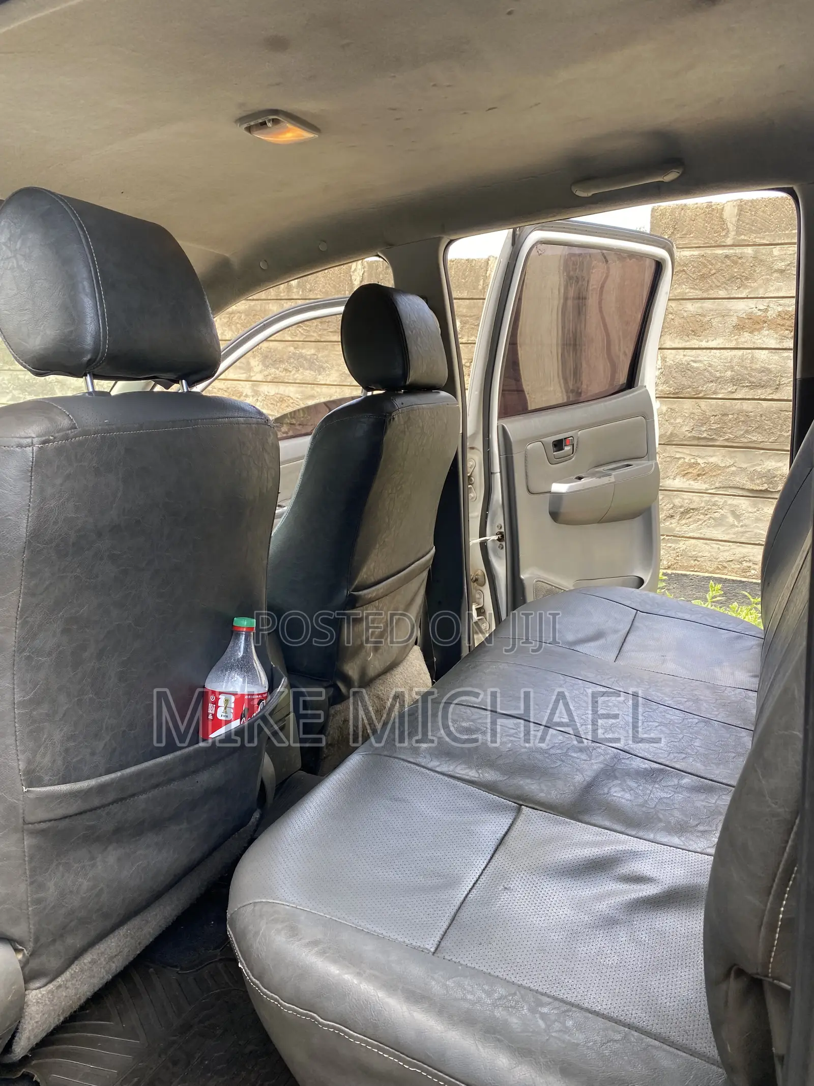 Toyota Hilux 2012 White