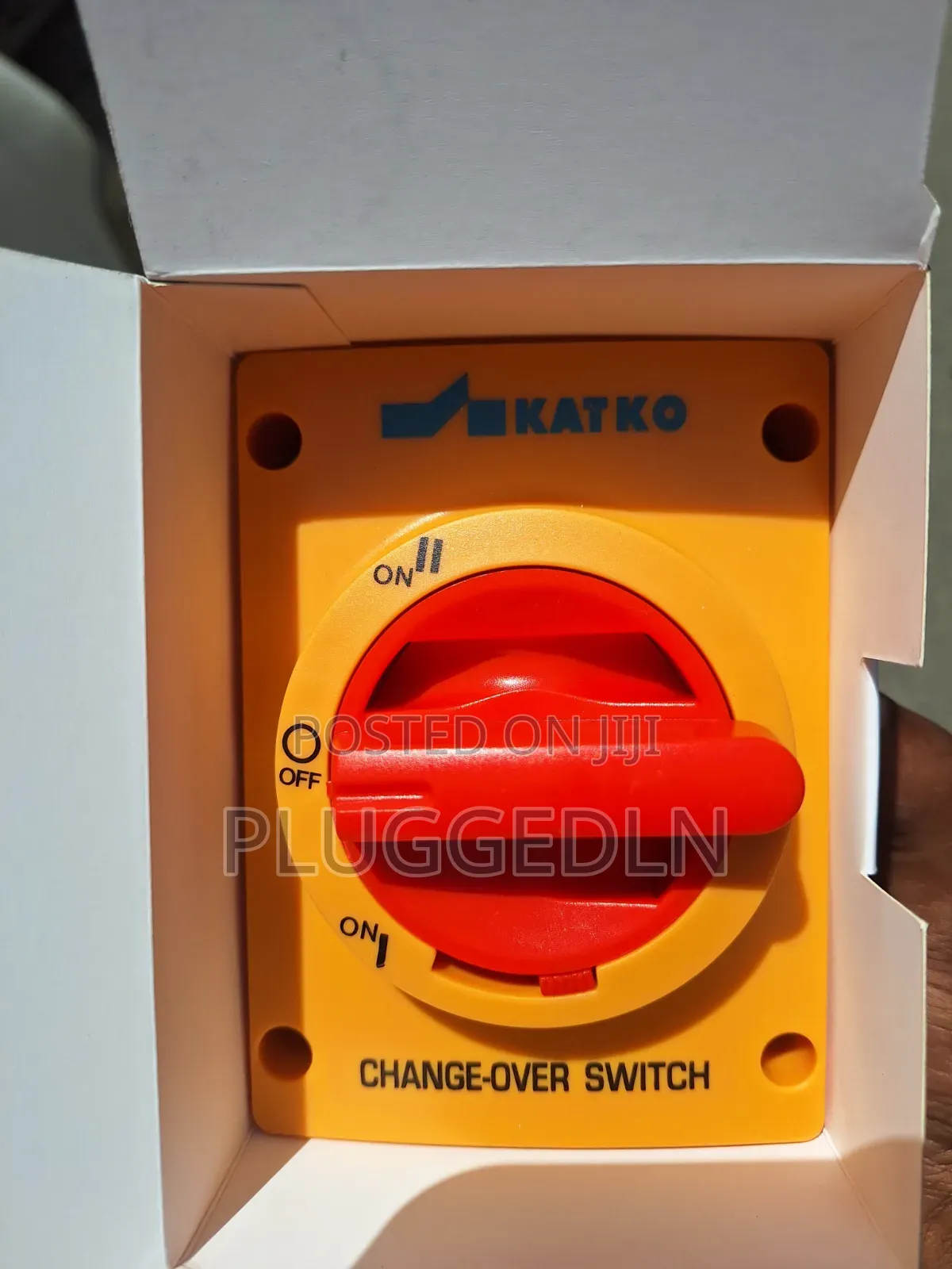 Manual Change-Over Switch
