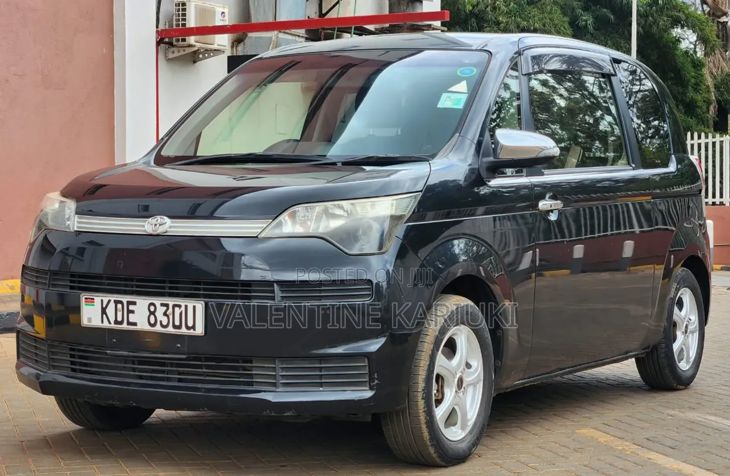 Toyota Spade 2015 Black