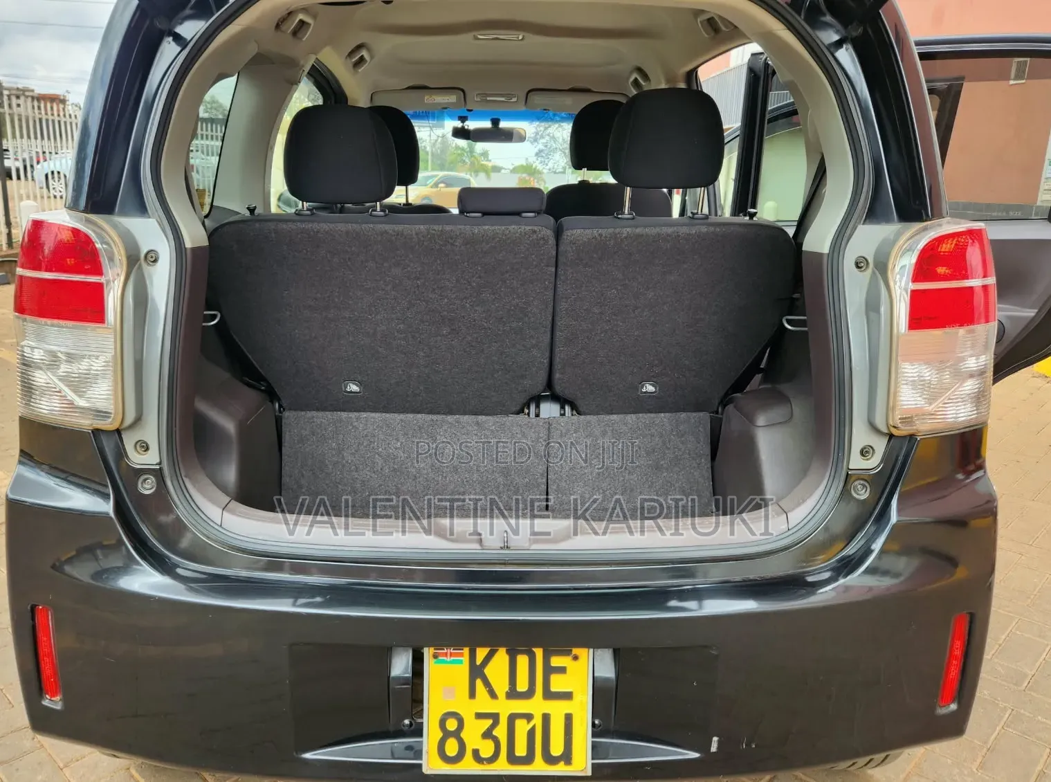 Toyota Spade 2015 Black