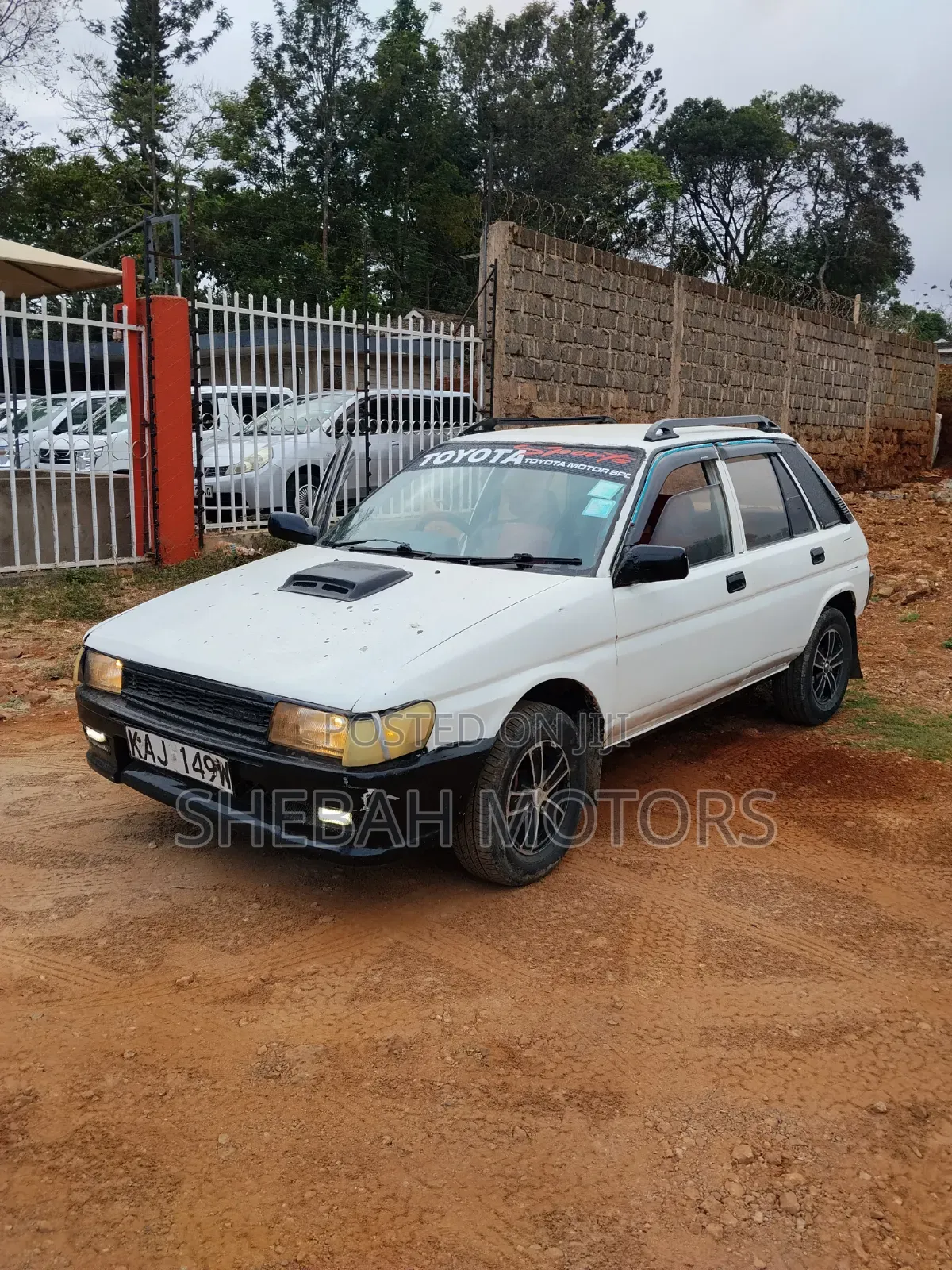Toyota Corolla Sedan Automatic 1990 White
