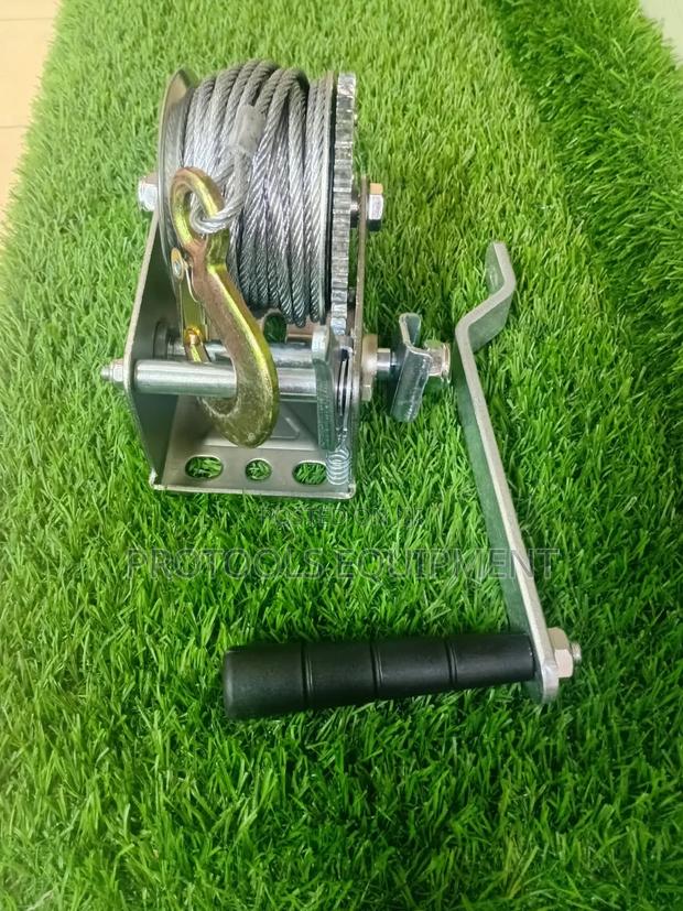 800lbs Hand Winch - main view