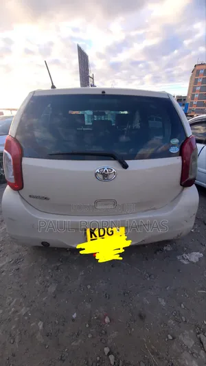 Toyota Passo 2015 Beige