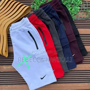 I Sell Quality Unisex Clothes