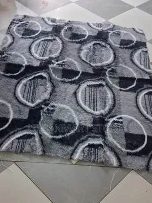 We Are Selling Attractive 5×8 Carpet for Living Spaces