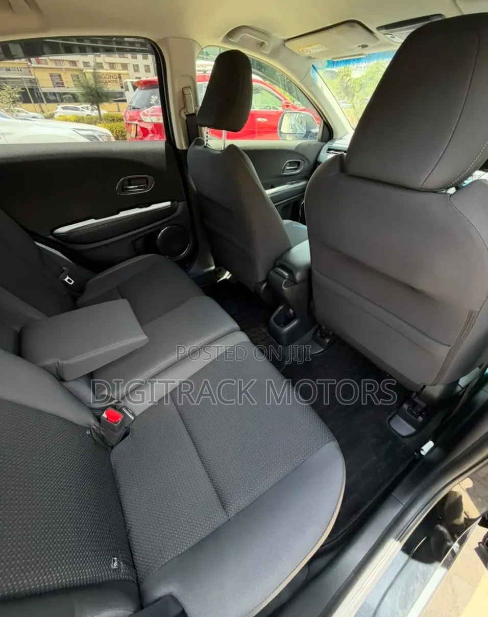 Honda Vezel 2019 Black
