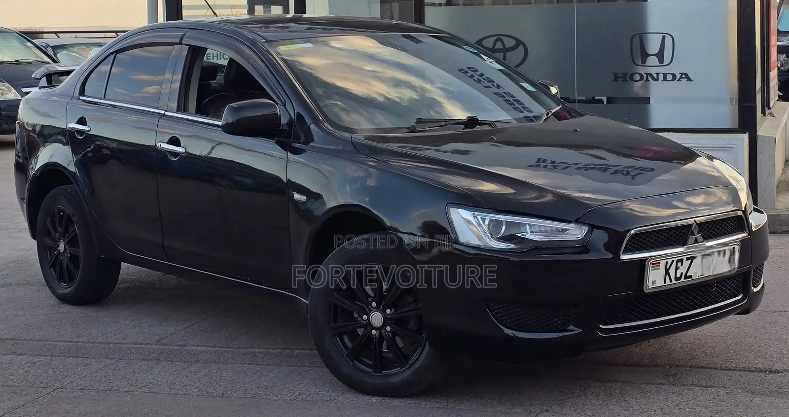 Mitsubishi Galant 2013 Black