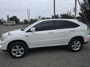 Toyota Harrier 240G 2012 White