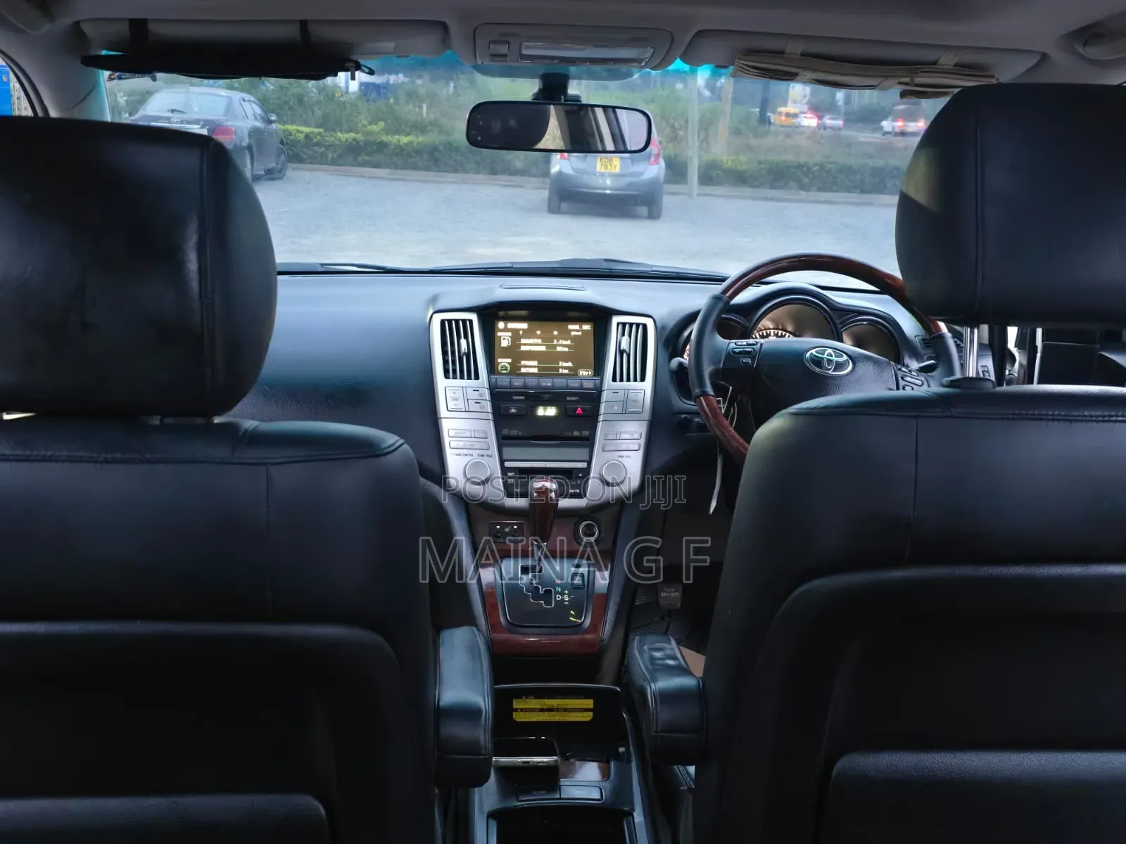 Toyota Harrier 240G 2012 White