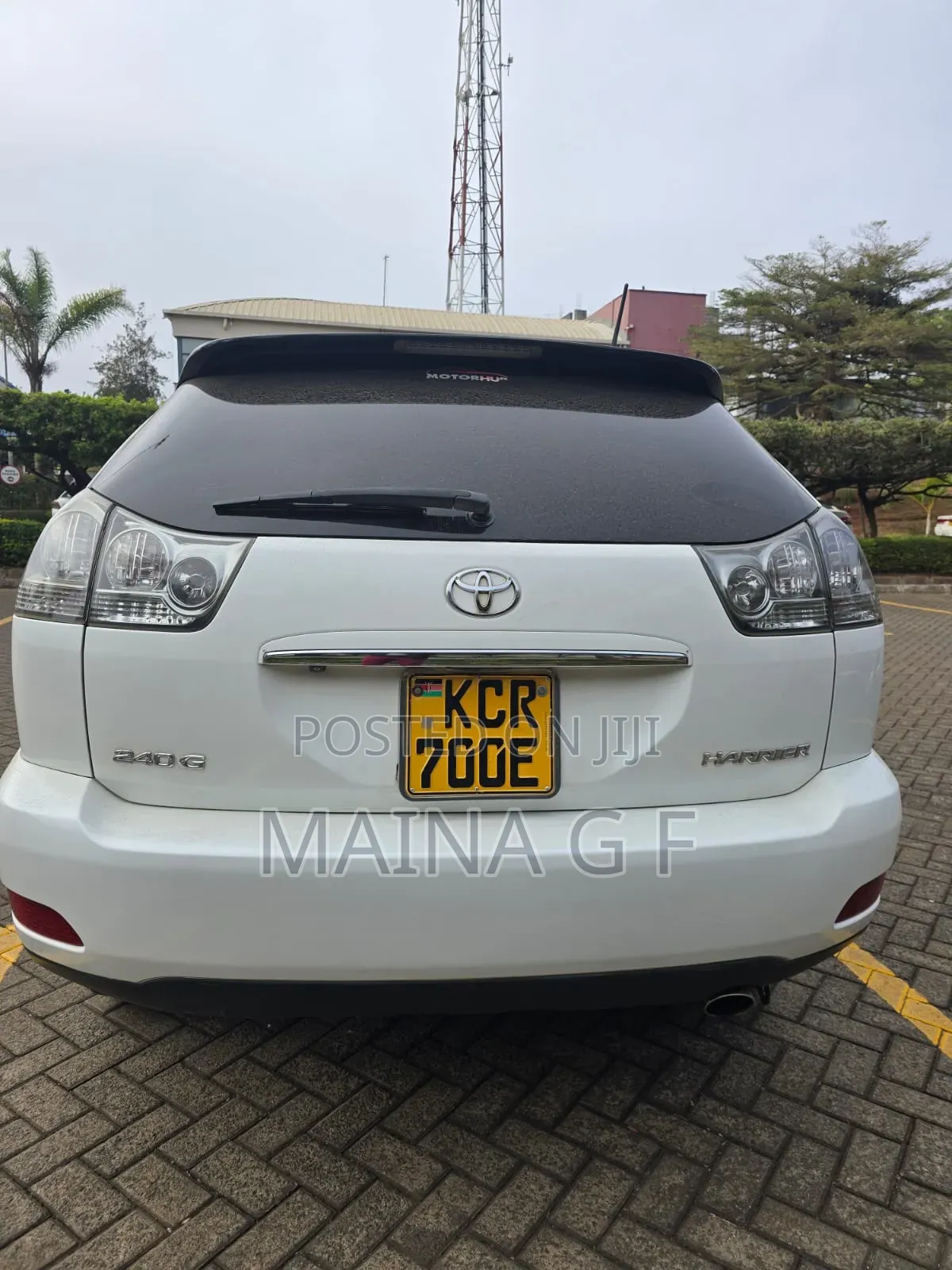 Toyota Harrier 240G 2012 White