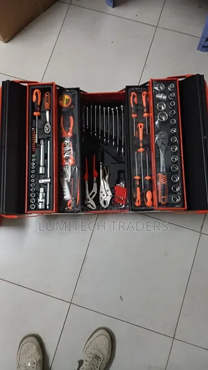 85pcs Cantilever Metal Tool Box Set for Home Use