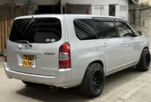 Toyota Succeed 2018 Silver