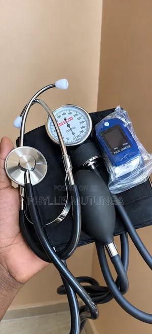 Gima Yton Kit Blood Pressure Cuff,Stethoscope,fingertip Pulse Oximeter