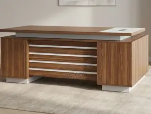 Minimalist Executive Office Desk – Modern Professional Workstation