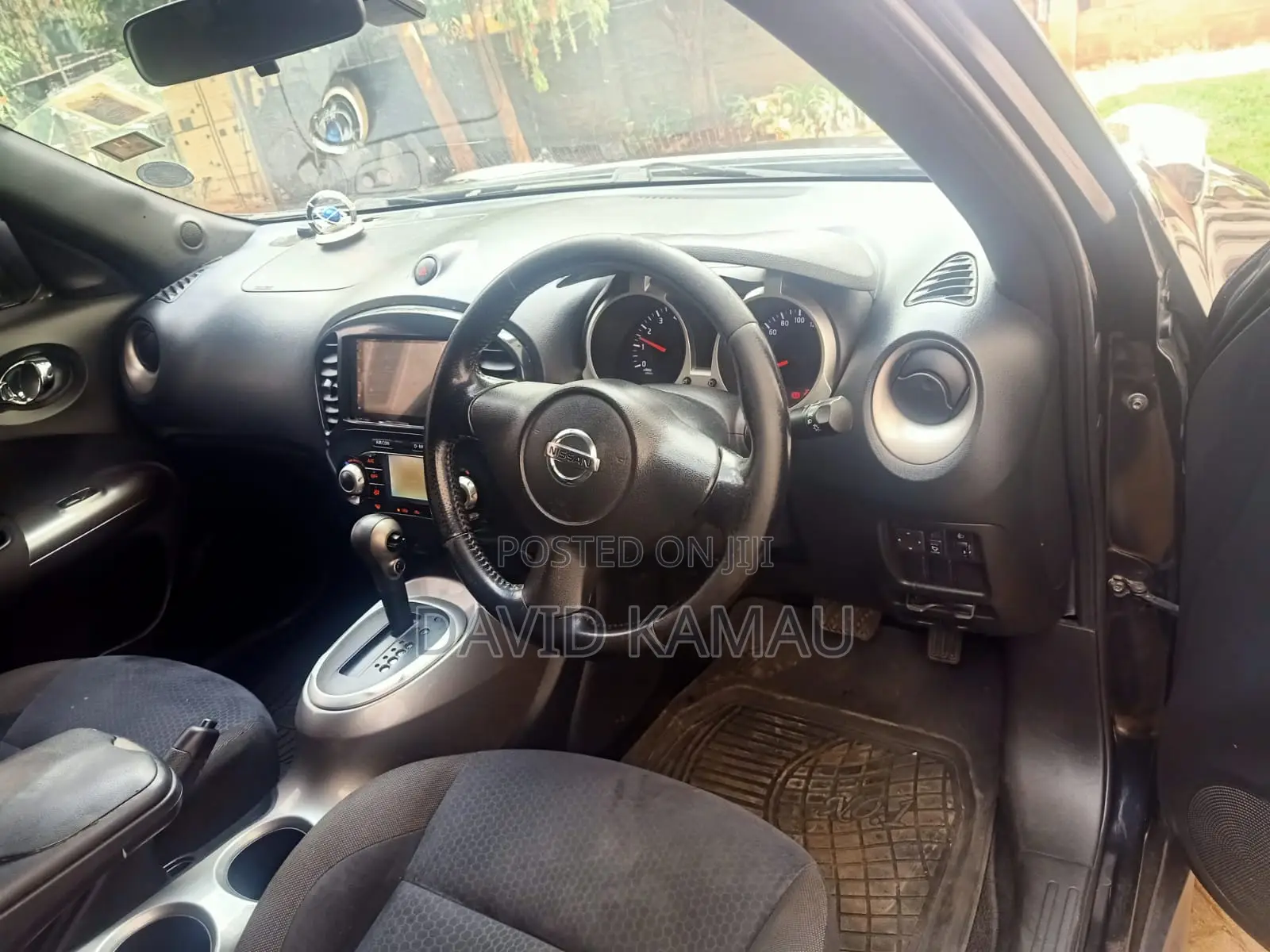 Nissan Juke 2011 Blue