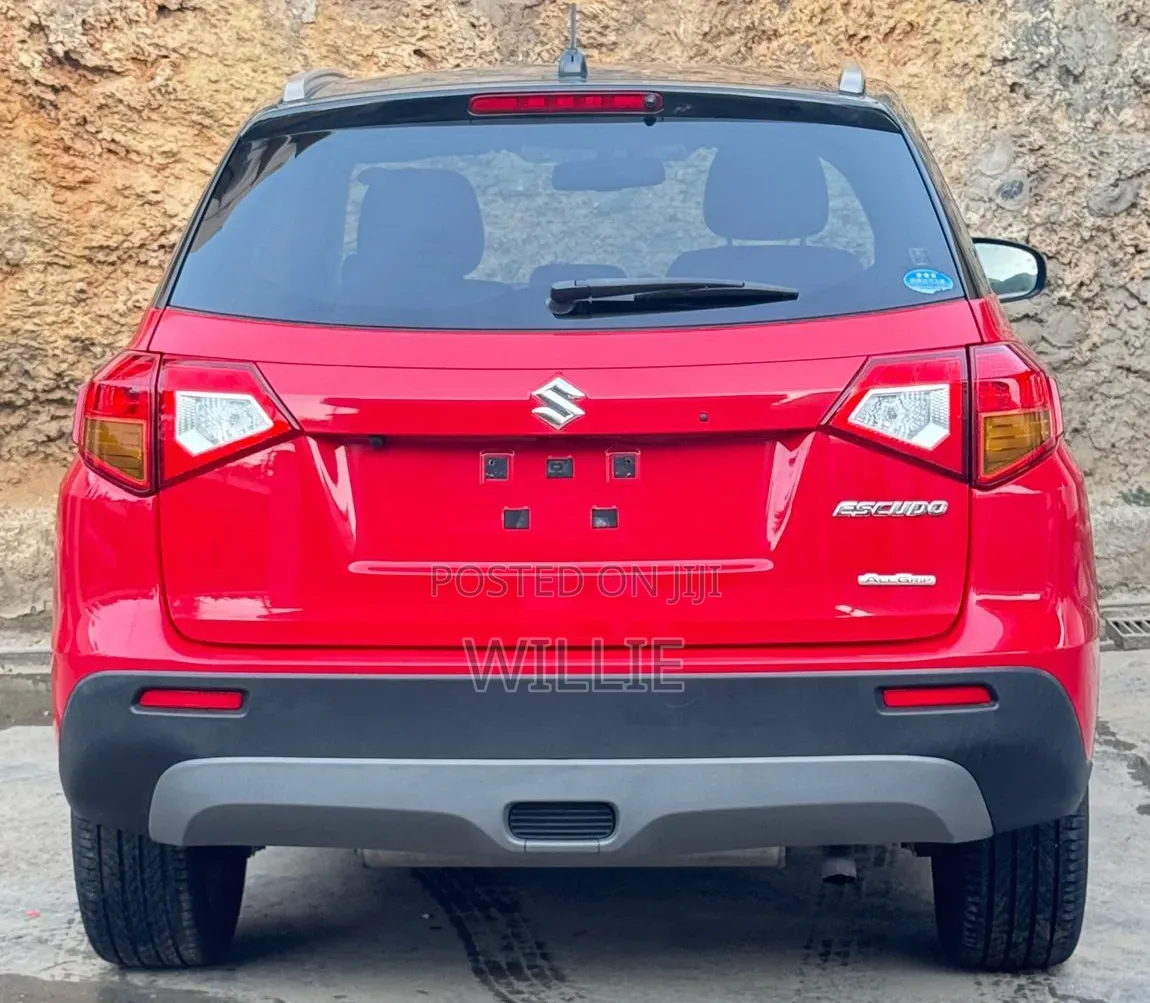 Suzuki Escudo 2019 Red