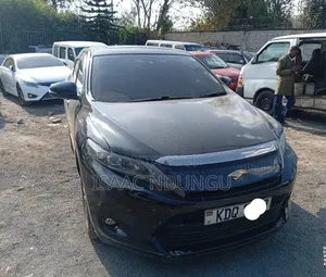 Toyota Harrier 2.0 2017 Black