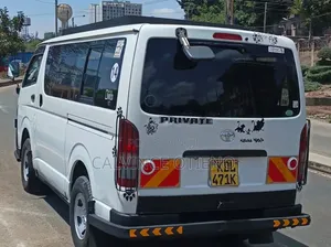 Toyota HiAce 2015 White