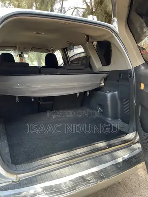 Toyota Vanguard 2012 Gray