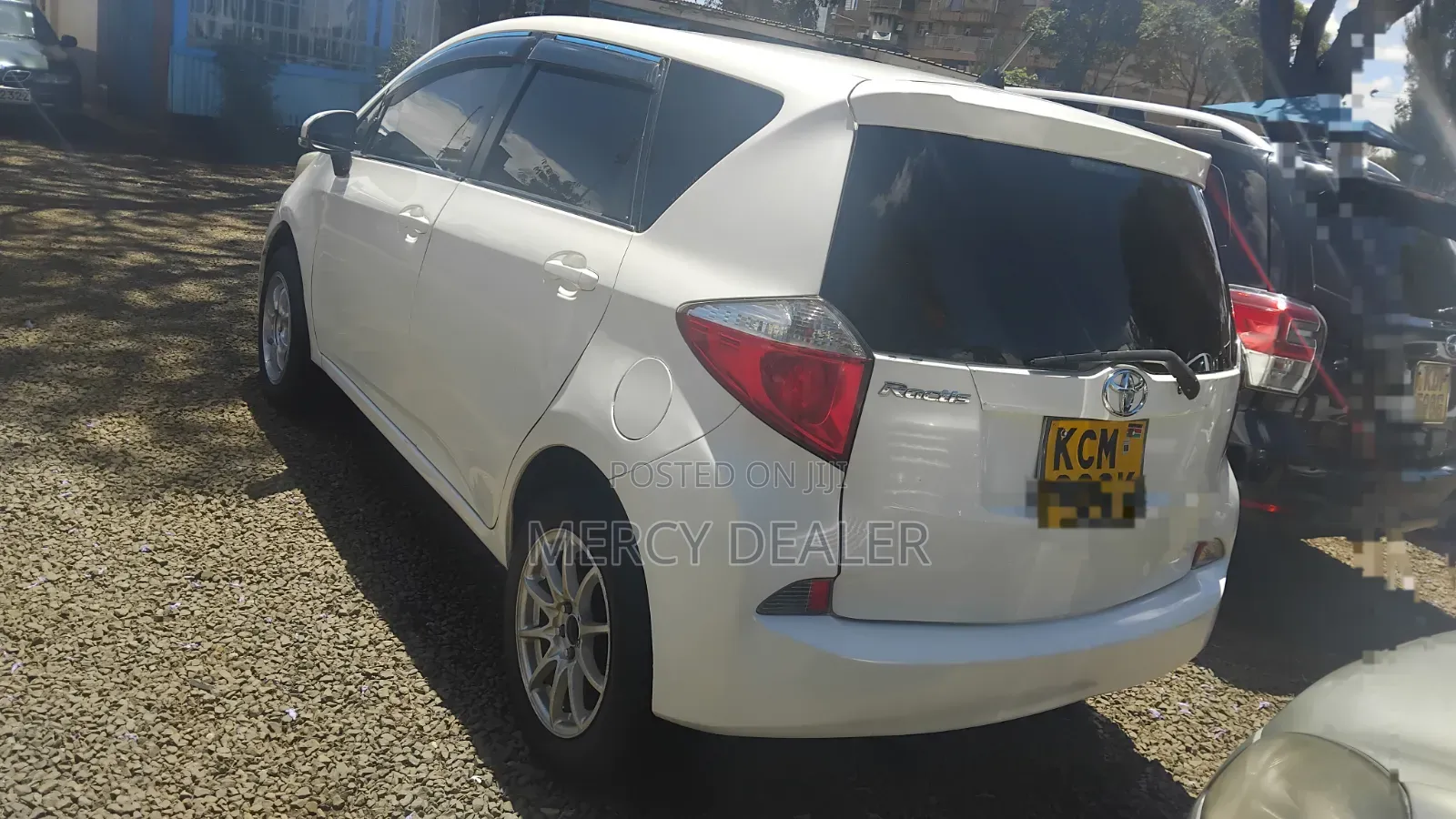 Toyota Ractis 2012 White