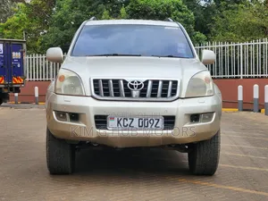 Toyota Land Cruiser Prado 3.0 D-4D 5dr 2006 Gold