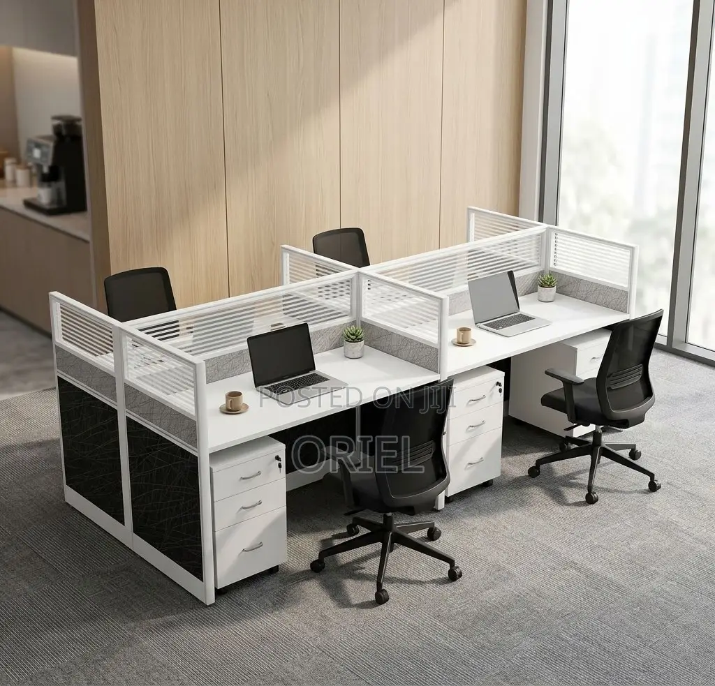 Office Workstation : Modular 4-Way Workstation