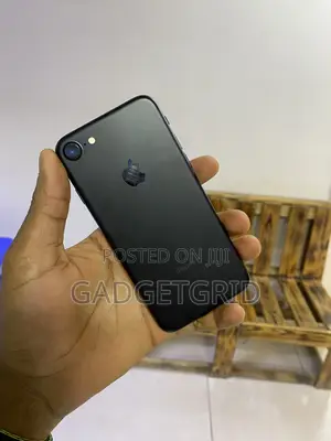 Apple iPhone 7 128 GB Black