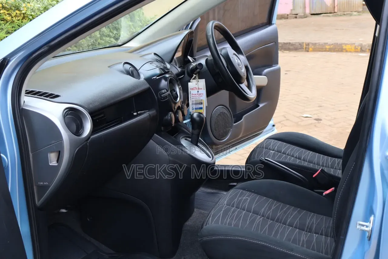 Mazda Demio 2008 Blue